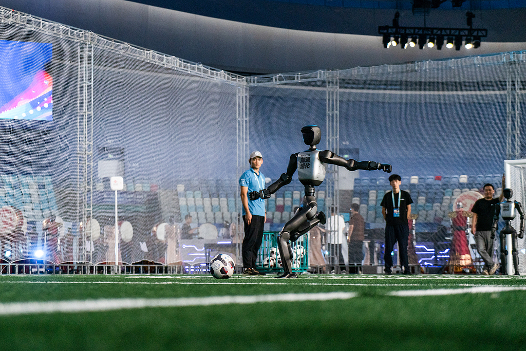 Hapen Lojërat e Dyta Botërore të Robotëve Humanoidë