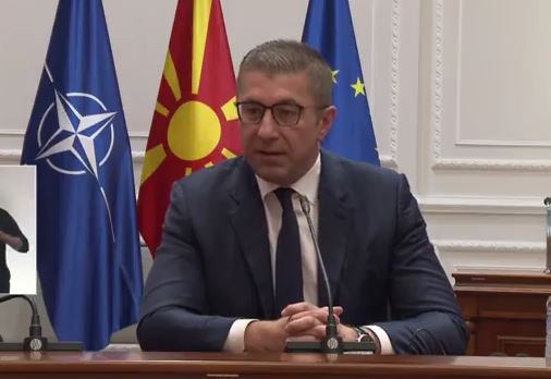Mickoski  Jemi në bisedime me 5 6 investitorë për ndërtimin e data qendrave