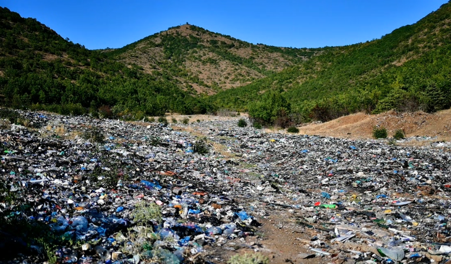 Mbeturina në zonën e mbrojtur të Rashçes  Prokuroria hap lëndë për ndotjen e natyrës