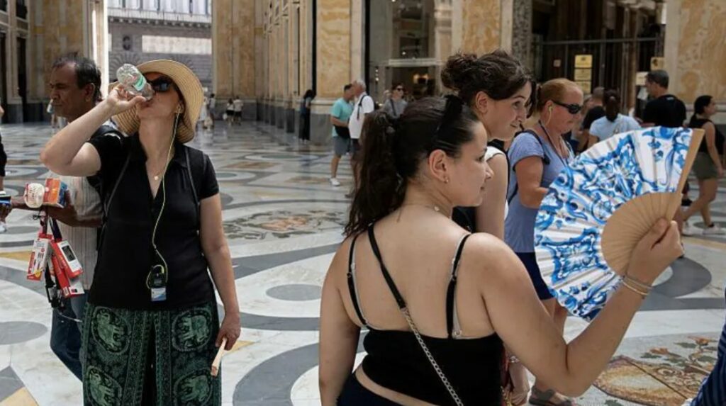 italia-ne-alarm-te-kuq-25-qytete-perballen-me-temperatura-ekstreme