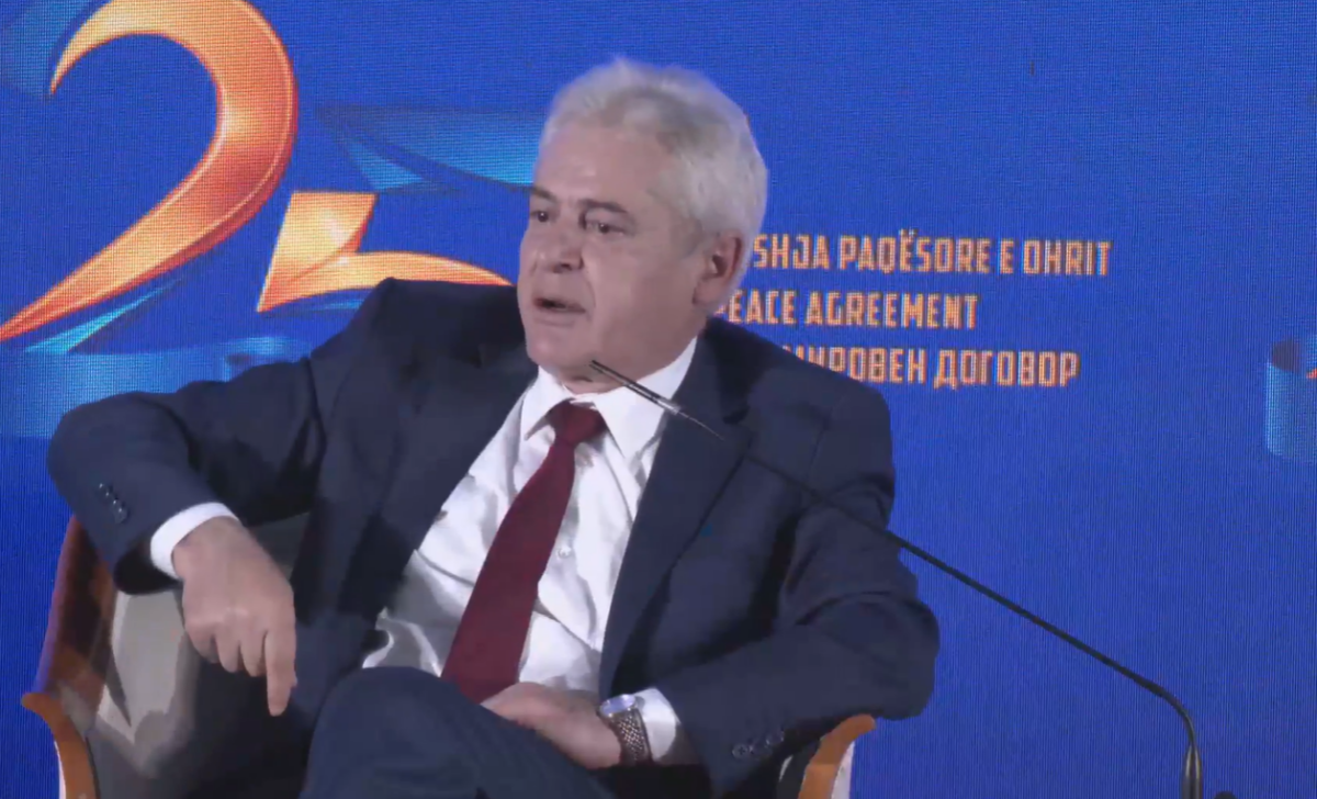 Ahmeti  E dua Maqedoninë po aq sa e duan Mickoski e Cërvenkovski  Është vendi im  këtu kam gjyshërit dhe varret