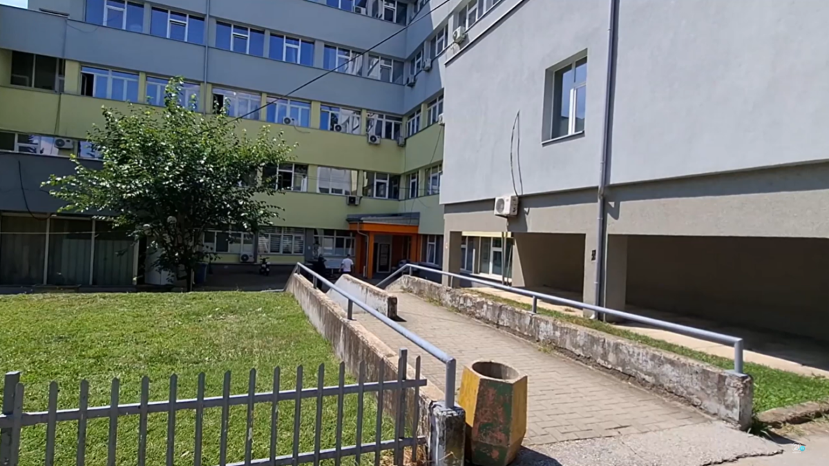 Ulet numri i pacientëve në Gostivar  Spitali  Rastet mund të lidhen edhe me virozat sezonale