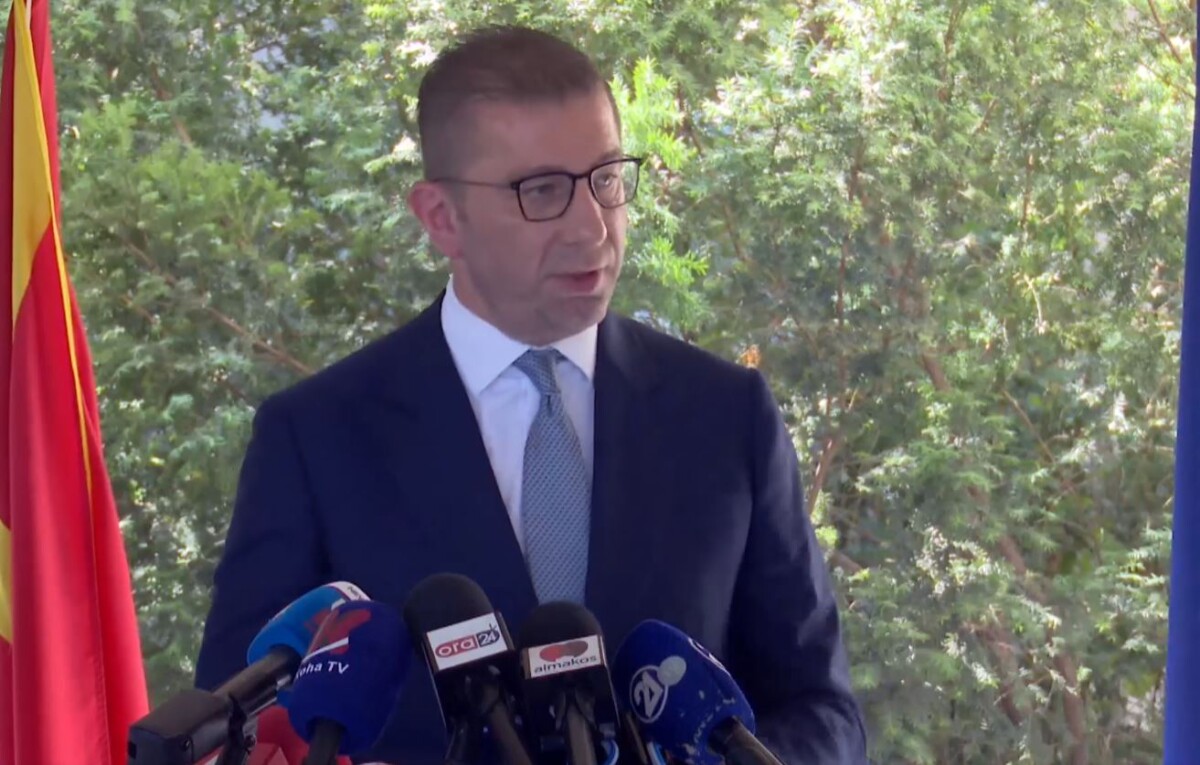 Mickoski  Kriza mund të zgjasë me vite  po shqyrtojmë masat  Ne kemi naftën më të lirë në rajon dhe inflacionin më të ulët