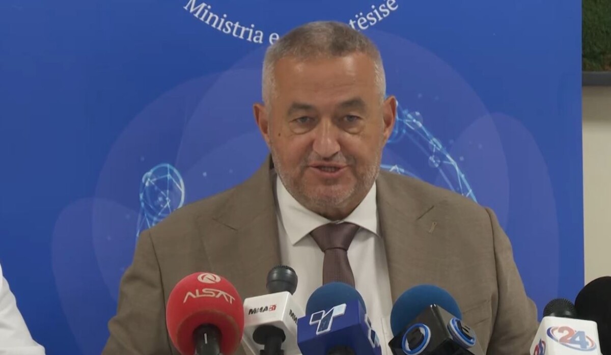 38 raste me ethet e Nilit Perëndimor  Autoritetet intensifikojnë dezinsektimin dhe masat parandaluese