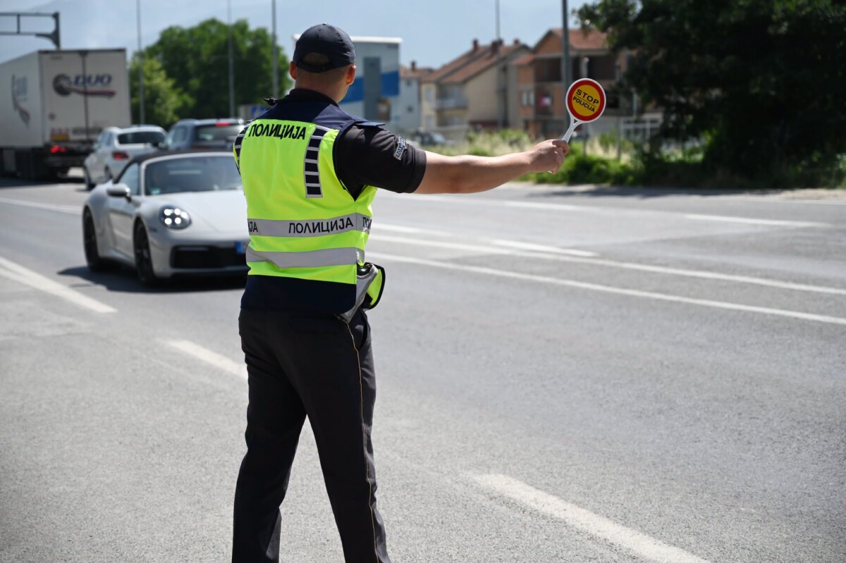 mbi-20-mije-shkelje-ne-komunikacion-gjate-korrikut-policia-konfiskoi-332-automjete