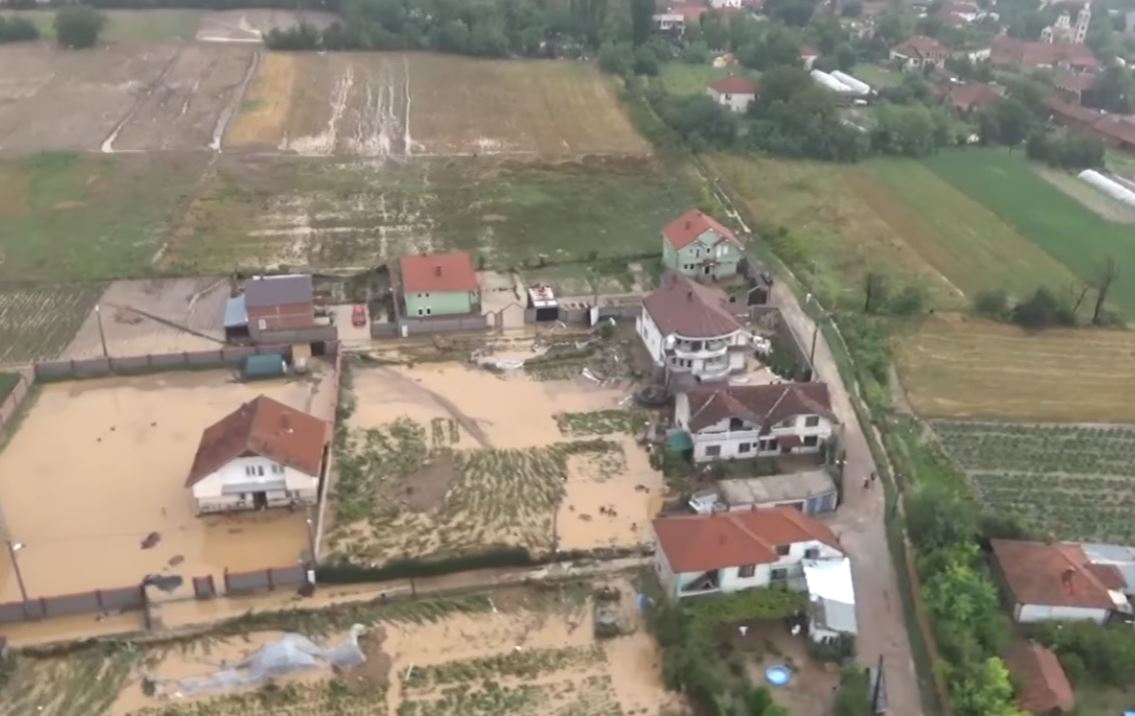 10 vjet nga përmbytjet tragjike në Shkup  U morën jetën e 22 njerëzve  mbi 60 të lënduar dhe dëme materiale