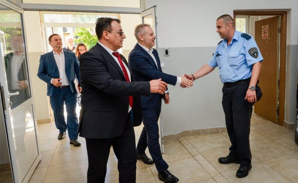 Nuk dha rezultateve të mjaftueshme  MPB shpërndan Njësinë për luftë kundër drogës në Kumanovë