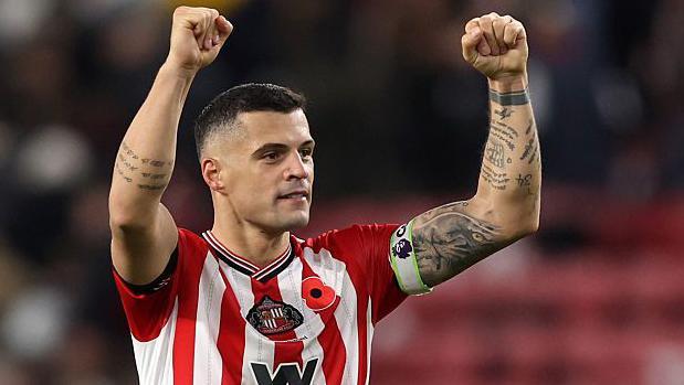 Xhaka refuzoi Chelsean  zbulon arsyen   Besoj te projekti i Sunderland 