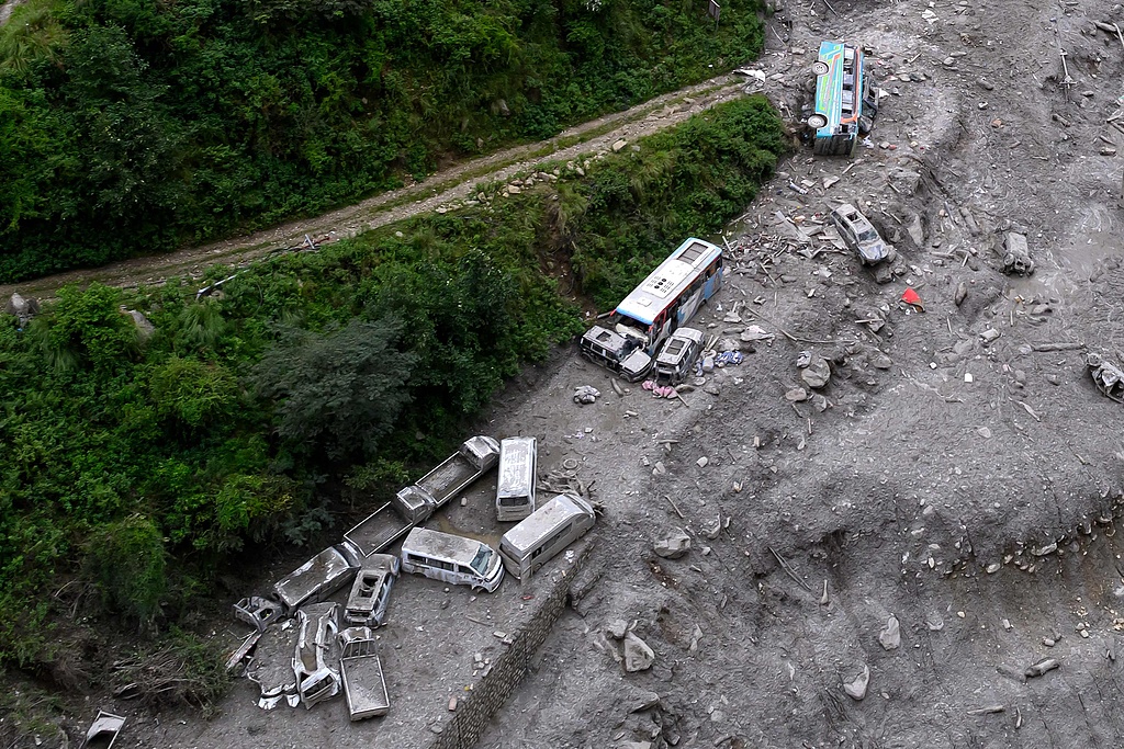Kina ofron mbështetje meteorologjike për operacionet e shpëtimit në Nepal