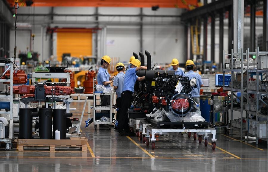 Fitimet e kompanive kryesore industriale të Kinës u rritën me 15 7  në tetë muajt e parë