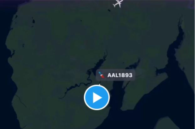 Avioni i sekretarit amerikan për Sigurinë Kombëtare u detyrua të aterronte për shkak të defektit në motor