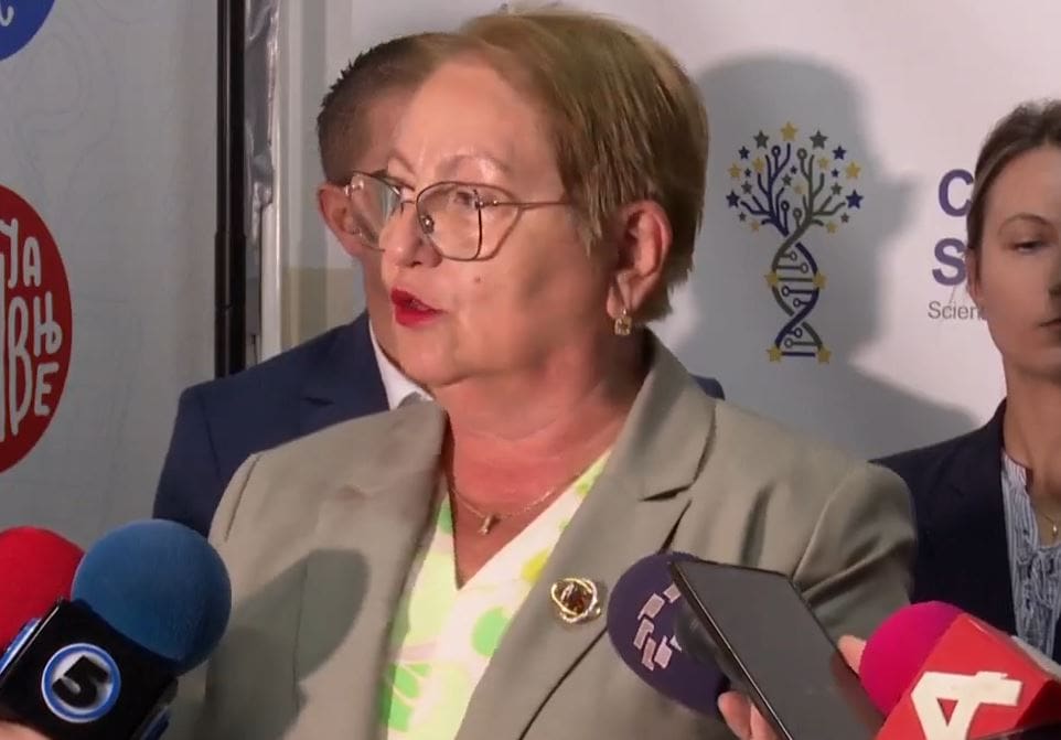 Studentët reagojnë ndaj shtrenjtimit të biletave  Janevska  Do të reagojmë sipas mundësive buxhetore