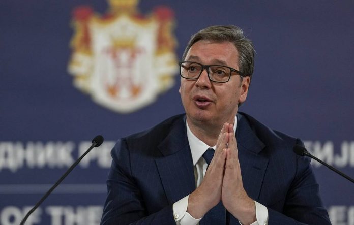 Studentët rrëzuan Vuçiqin  Vuçiq pranon humbjen  Studentët fituan zgjedhjet  marrin deri në 140 mandate 