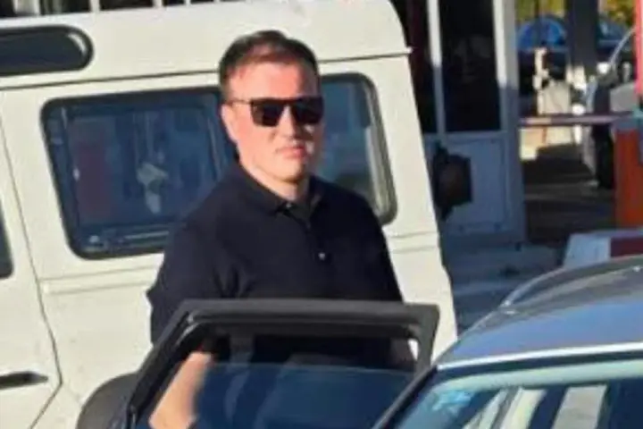 Në Mal të Zi raportohet të jetë arrestuar kreu i rrjetit Rybar  i lidhur me operacionet hibride ruse