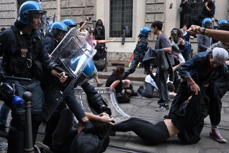 Protesta në Milano dhe Bolonjë  përplasje mes demonstruesve dhe policisë