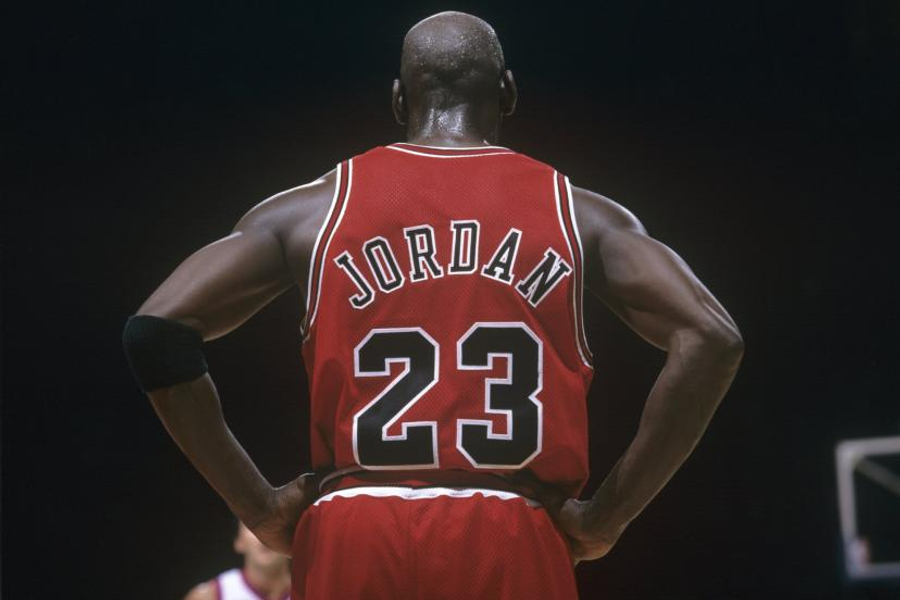 Fanella e Michael Jordanit thyen rekord  shitet për 14 milionë dollarë