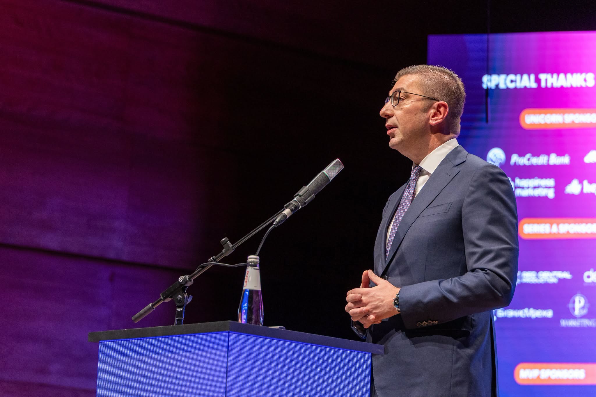 Konferenca  Startup Revolution AI Summit   Mickoski  Maqedonia të jetë pjesëmarrëse aktive në inteligjencën artificiale