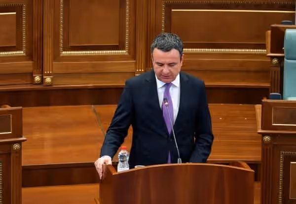 Kurti propozon dy masa urgjente pas vrasjes së Arlinda Zekës
