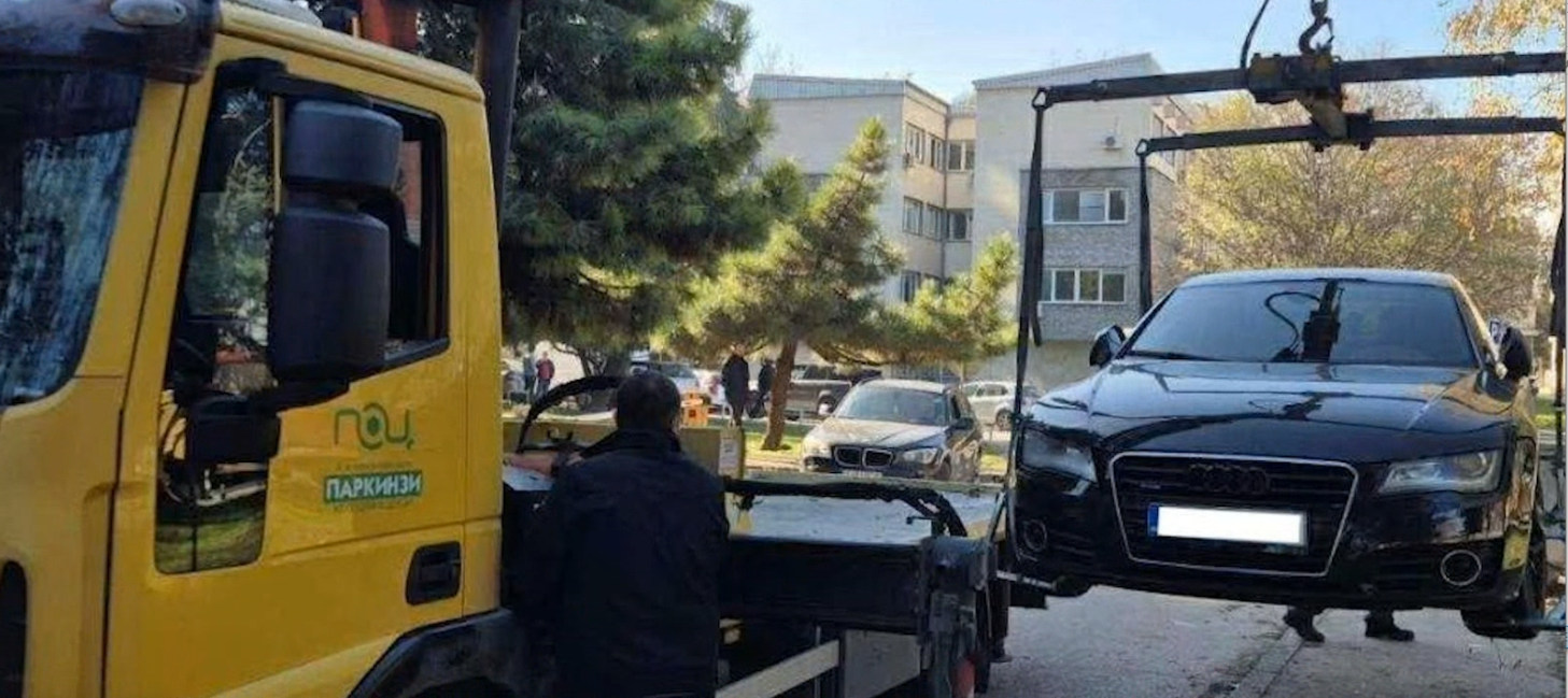 135 automjete u larguan me  merimangë  në qendër të Shkupit  Aksionet kundër parkimit të parregullt do të vazhdojnë