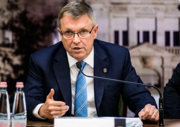 dyshime-per-zhdukjen-e-mbi-500-milione-eurove-hetohet-ish-guvernatori-hungarez