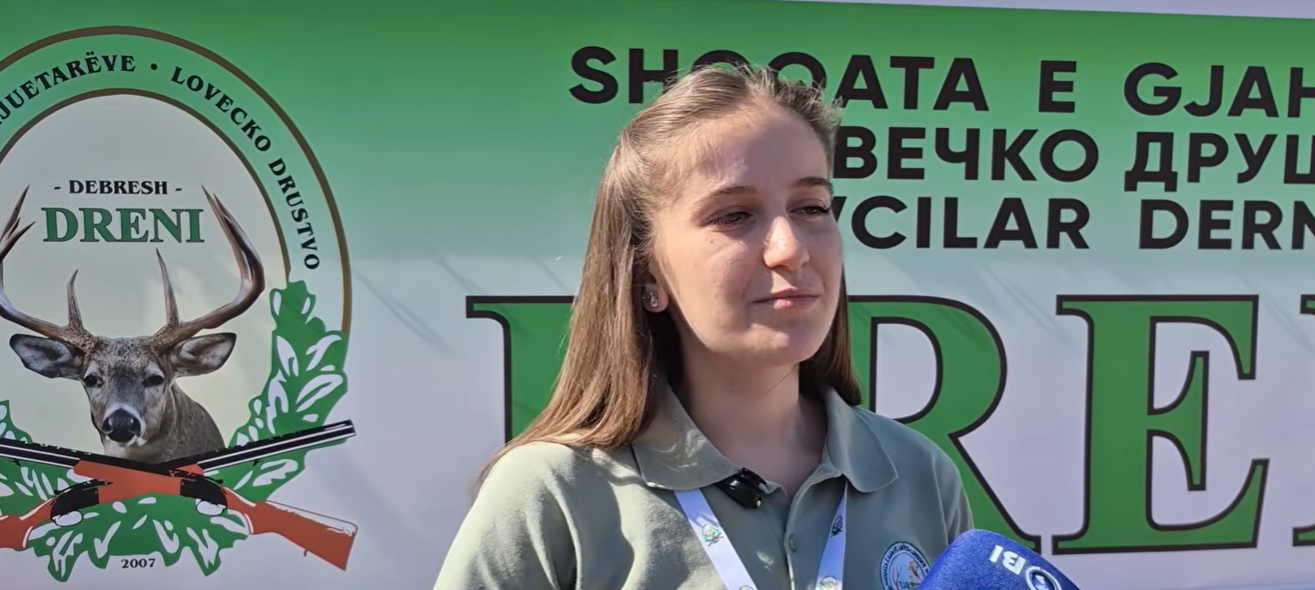 Yllza Adili  vajza e vetme mes gjahtarëve të Shoqatës  Shoqata  Dreni  me koncesionin e parë pas 19 vitesh