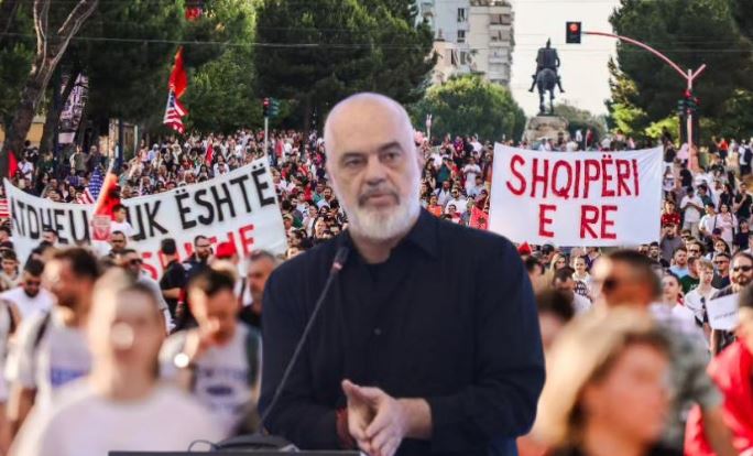 rama-po-pergatit-liste-te-zeze-per-protestuesit-e-dhunshem-synohet-t-u-ndalohet-hyrja-ne-be