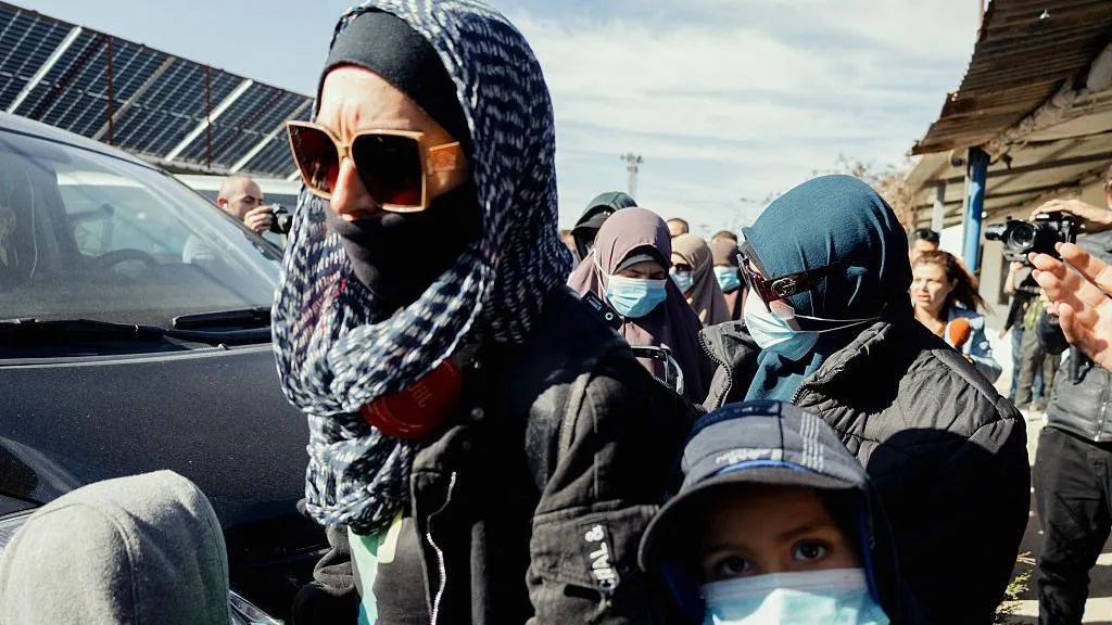 Propagandë xhihadiste në TikTok  Arrestohet e mitura shqiptare në Itali  kontakt me ISIS