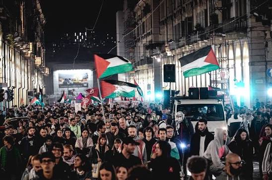 per-shkak-te-protestave-italia-pergatitet-te-dergoje-ushtrine-ne-milano-mbyllen-dyqanet-luksoze
