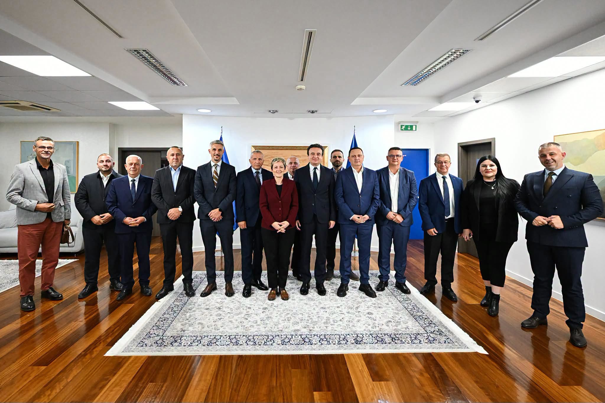 VLEN uron koalicionin shqiptar për rezultatin  kërkon fundin e diskriminimit ndaj shqiptarëve në Luginë