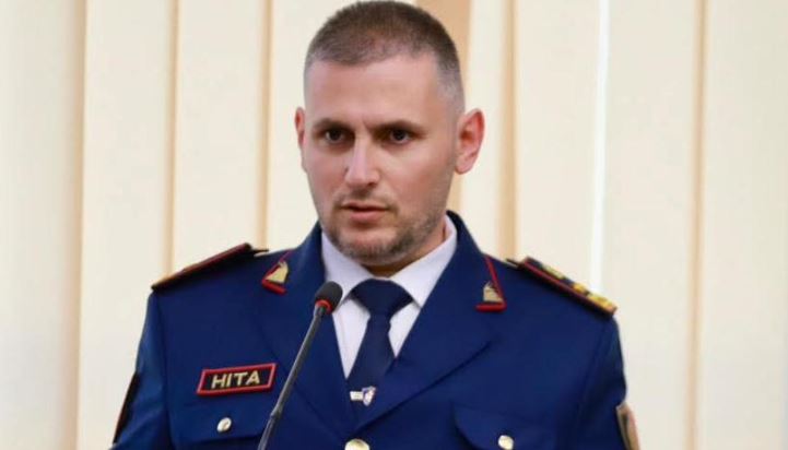  Qasja e policisë  korrekte   Hita  Shumë policë të dëmtuar  do përdorim gjithë forcën e ligjit