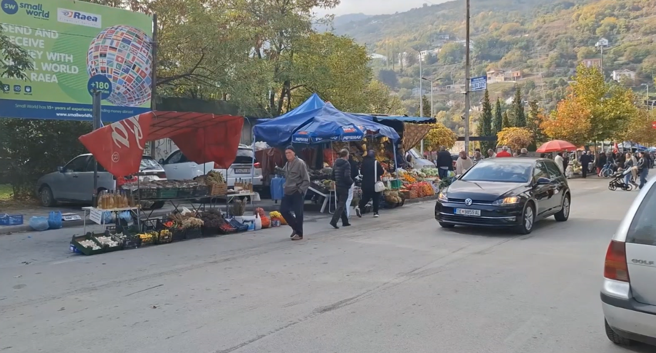 Çmimet e larta rëndojnë qytetarët në Tetovë  Shporta konsumatore  ndan  Ministrinë dhe Sindikatën