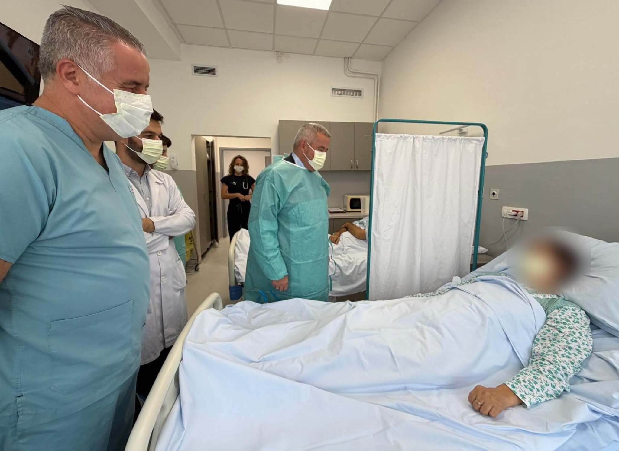 Sukses mjekësor në Maqedoni  Realizohet transplantimi i parë nga nëna te fëmija me sindromën Alport